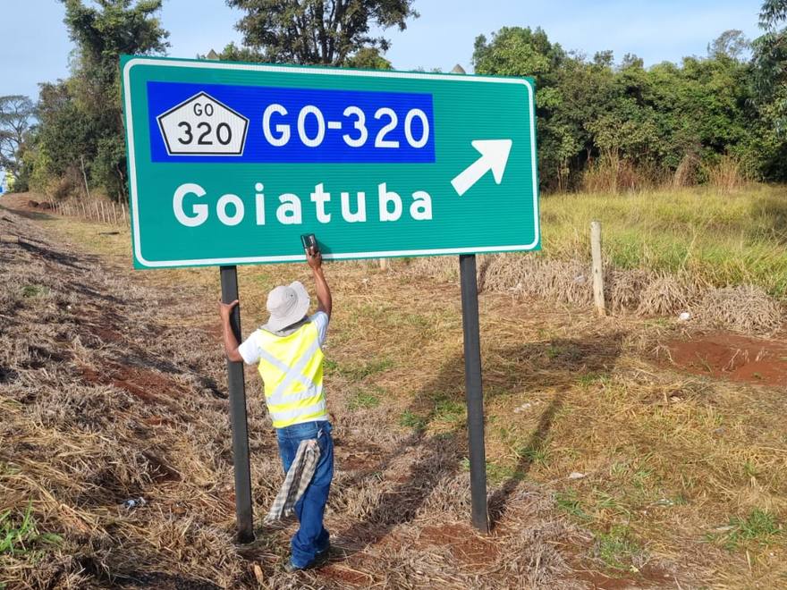 Limpeza técnica de placa de orientação